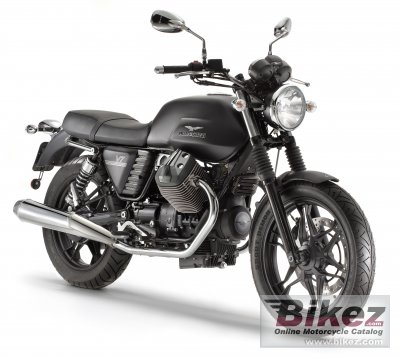 2013 Moto Guzzi V7 Stone photo